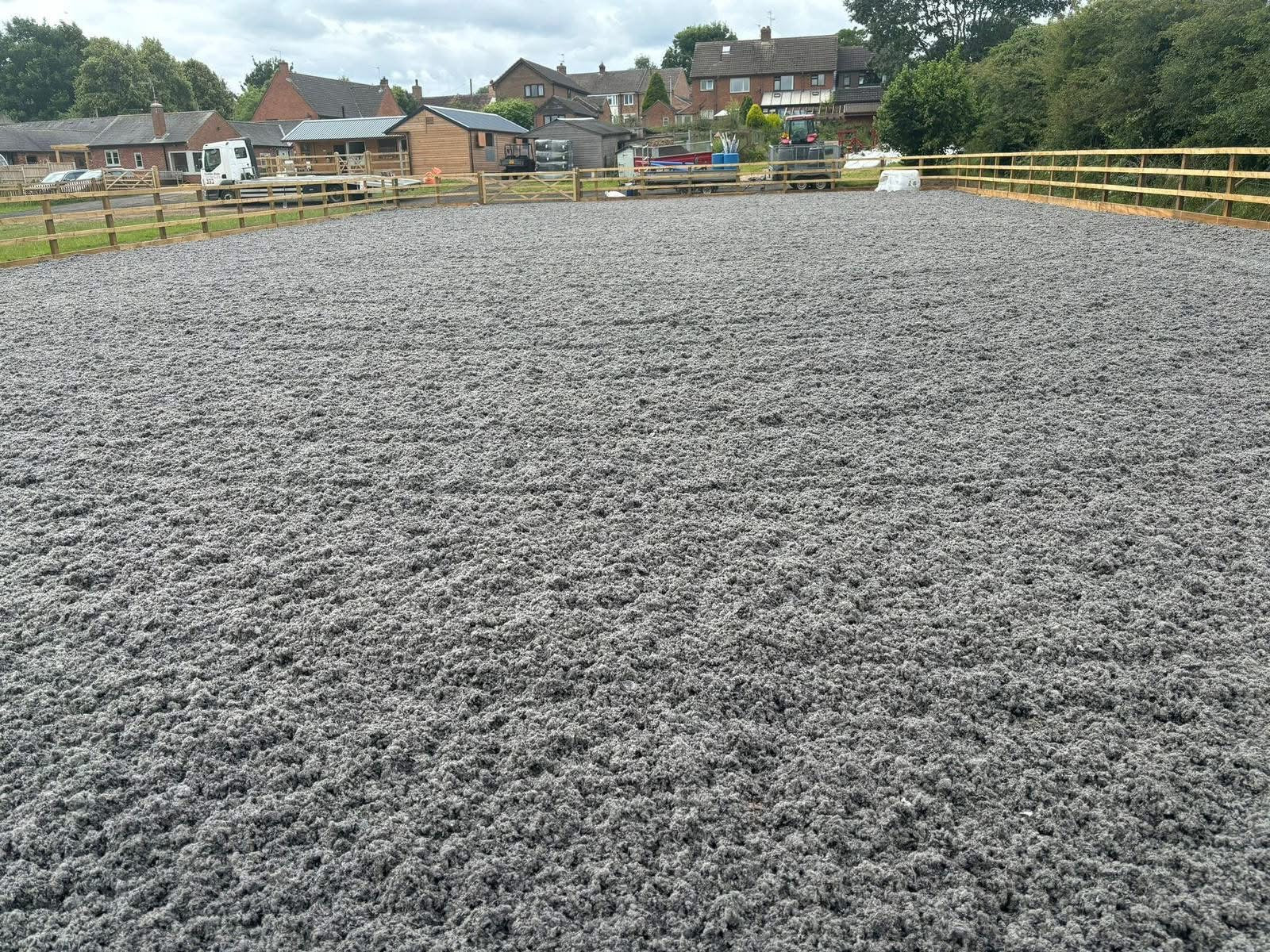 Equestrian Fibre Sand Arena Surfaces Loose Tipped | Newark - Nottingham - Grantham - Lincoln - Mansfield - Sleaford - Leicester - Derby
